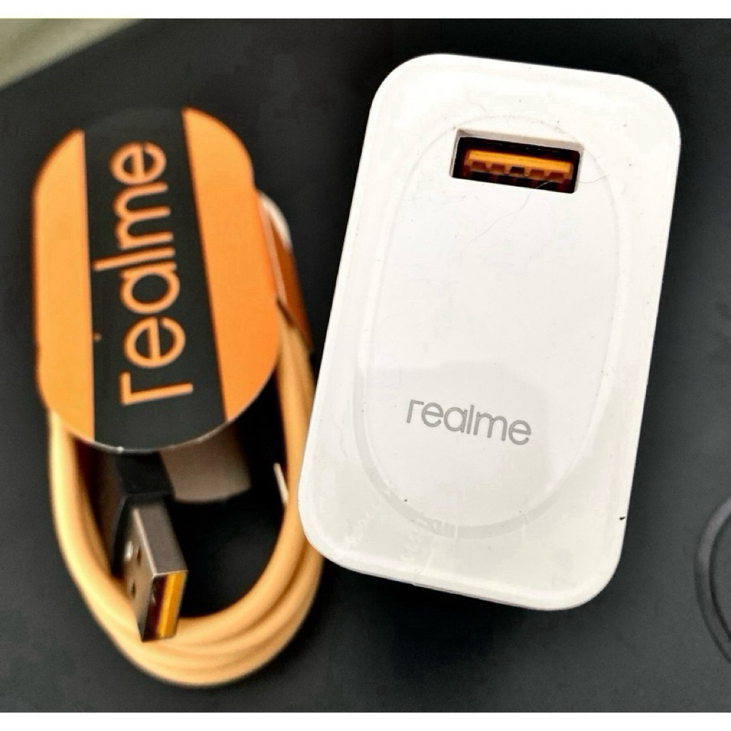 REALME 30W FASTCHARGE ** ADAPTER 30W + USB C ** (NO PACKAGE)