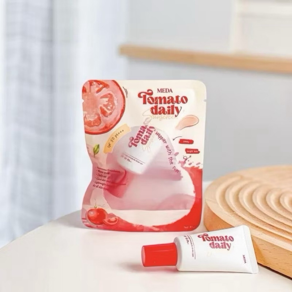 กันแดดมะเขือเทศ กันแดด+รองพื้น+บำรุง MEDA TOMATO DAILY SUNSCREEN SPF50 PA+++ ปริมาณ 10 กรัม