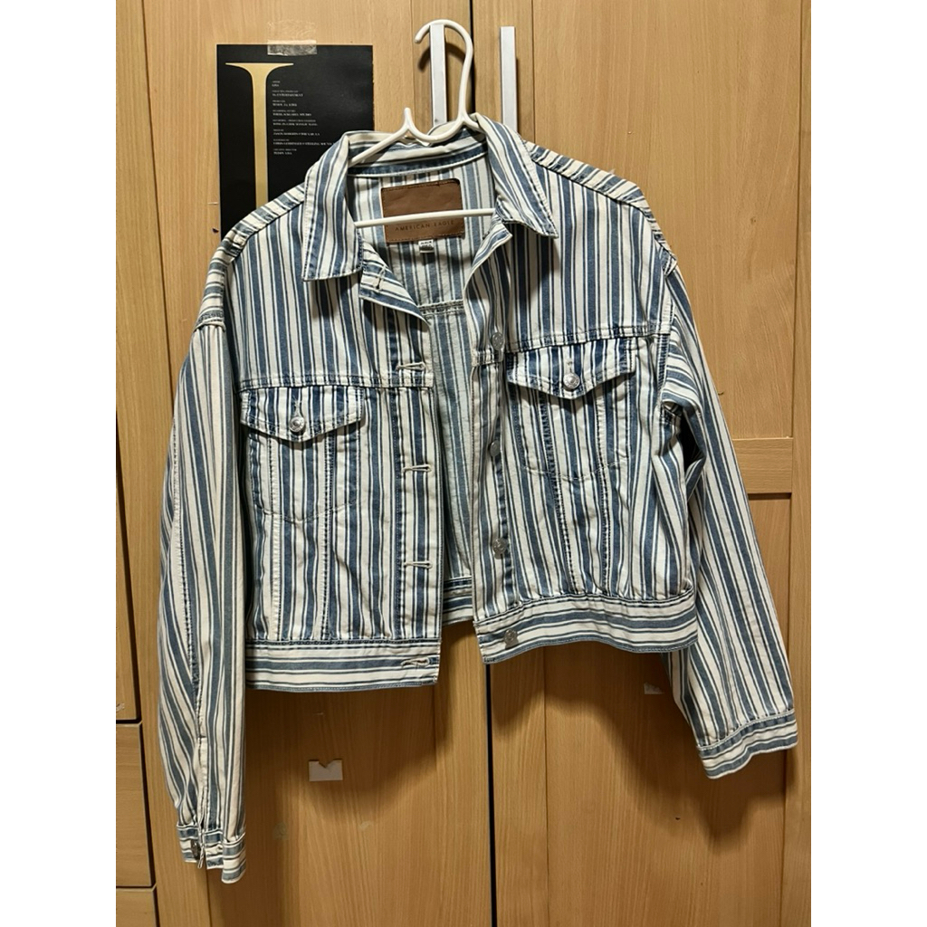 เสื้อแจ็กเก็ต American Eagle ลายทาง