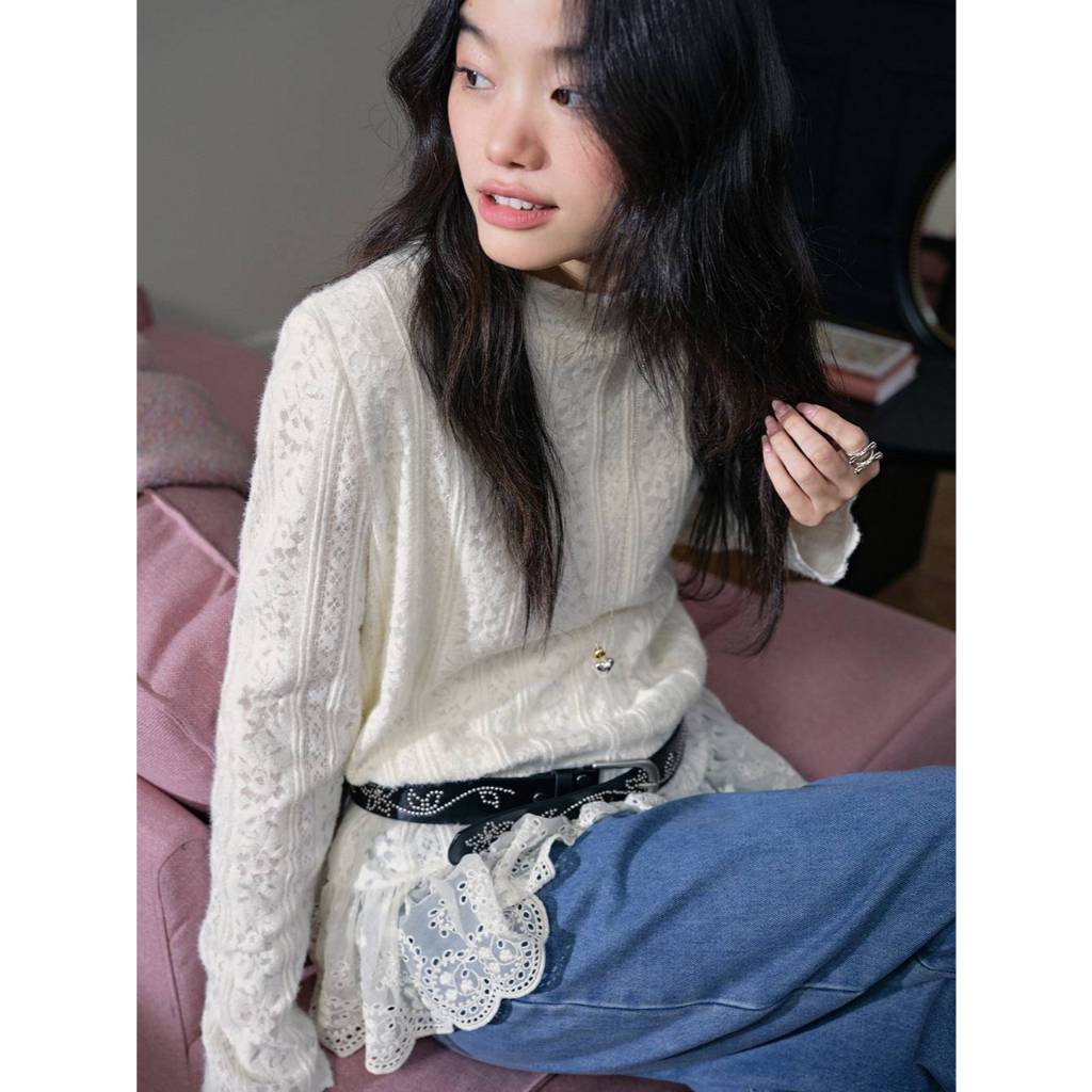 [Preorder] KUOSE : Lace Hem Long-Sleeve Top