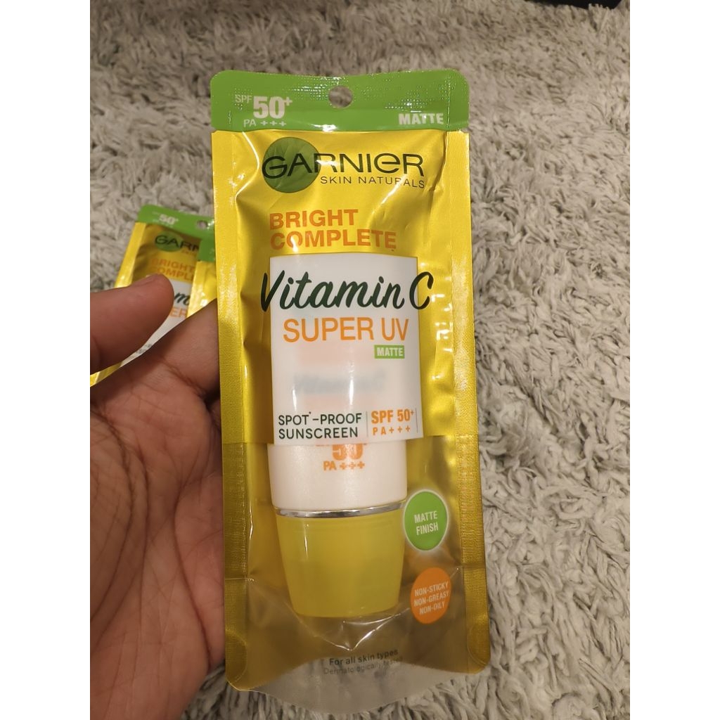 Garnier Bright Cimplete Vitamin C Matte
