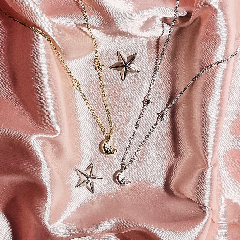 YVIS Whisper Brass Necklace - Bedtime Story