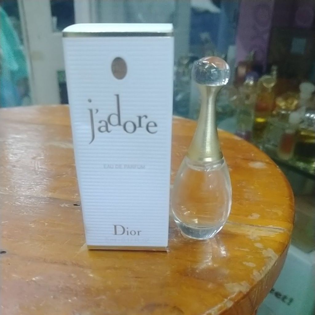 Dior jadore edp 5mlแบบแต้ม