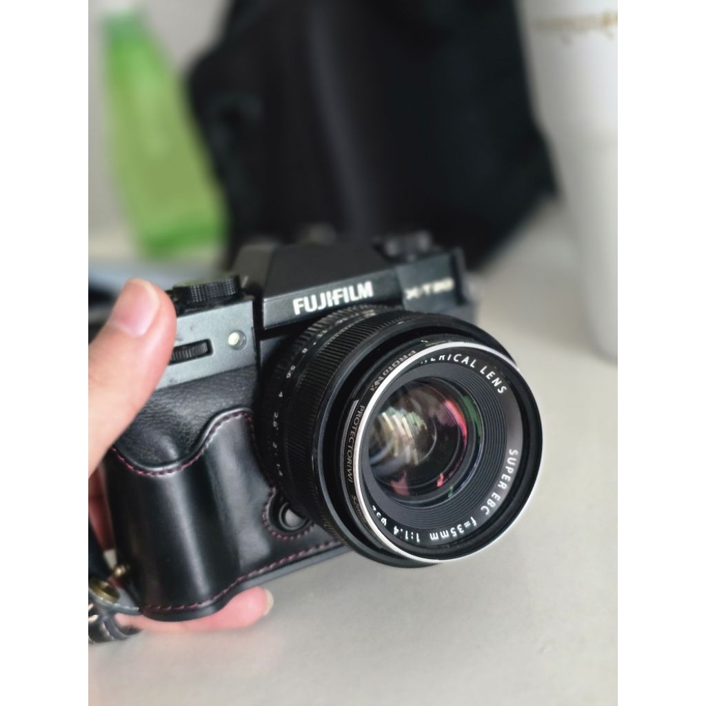 กล้อง FUJI XT20 มือ2 พร้อมเลนส์ 35mm f1.4r และ เลนส์คิดส์ 16-50mm.