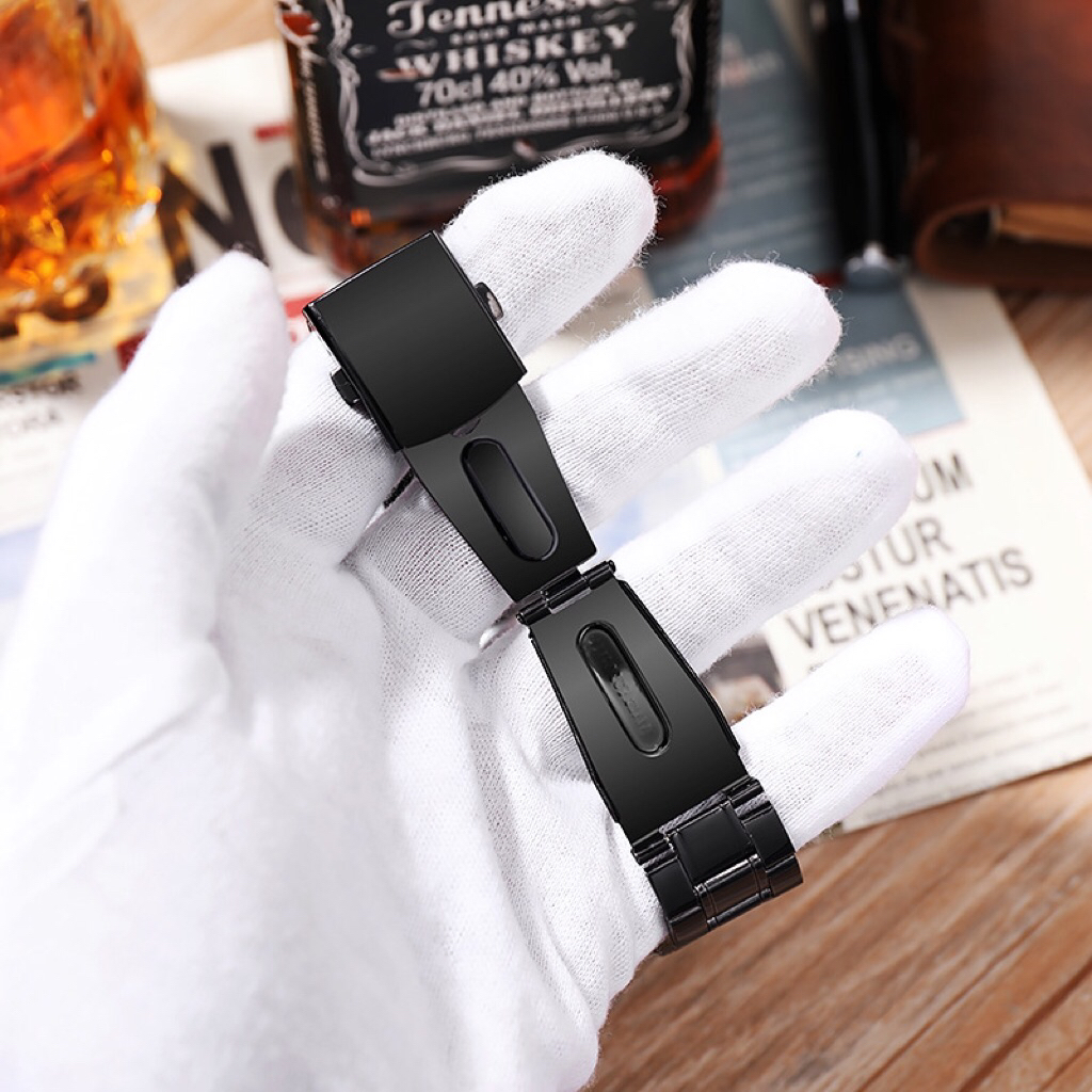 นาฬิกาผู้ชาย ทรงเท่ๆ ลายล้อแม็กซ์แบบนูน สายพับล็อกสวมใส่สะดวก - รูปที่ 3