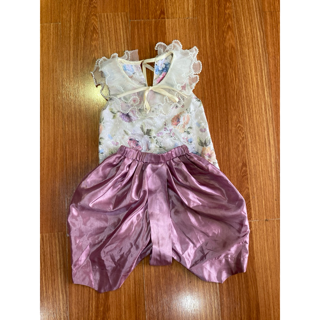 (used )ชุดไทยAI Jung Size .M พลอยมุก