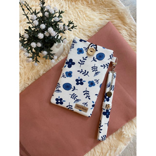 ซองมือถือ กระเป๋าโทรศัพท์ ซองกันกระแทก(มีสายคล้องมือ)