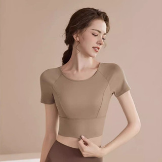 เสื้อโยคะไขว้หลังสวยๆ แผ่นรองหน้าอกในตัวเพื่อดูดซับแรงกระแทก…