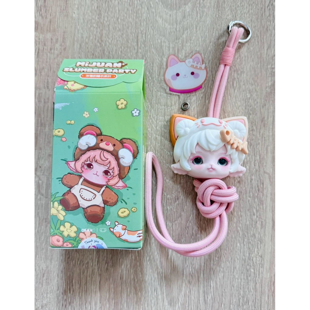[พร้อมส่ง] ส่งต่อ MIMIA Mijuan Slumber Party Phone Rope Blind Box สายคล้องคอ (สภาพ 99.99%)