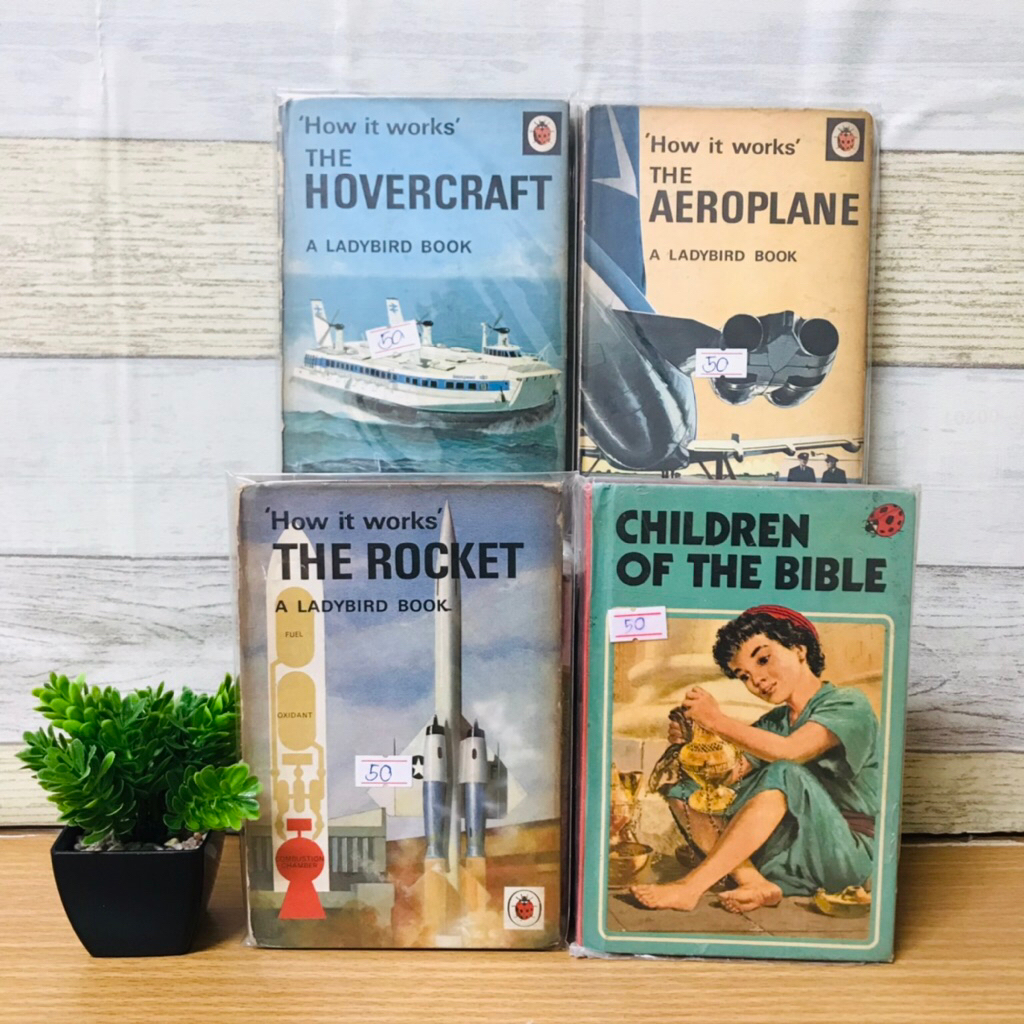 ภาษาอังกฤษ : THE AEROPLANE T8880 THE HOVERCRAFT T8881 CHILDREN OF THE BIBLE T8882 THE ROCKET T8883