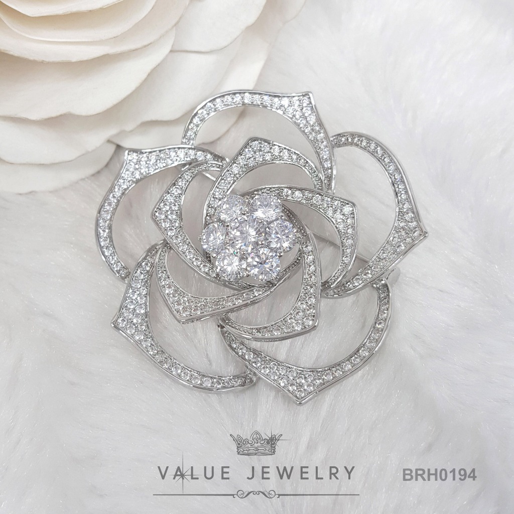 เข็มกลัด ฝังคริสตัลแท้ ลายดอกไม้ ขนาดใหญ่ เครื่องประดับ BRH0194 ValueJewelry