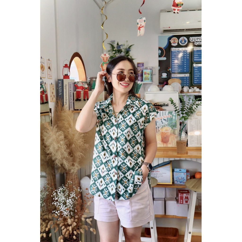 เสื้อเชิ๊ตคอปกแขนล้ำ กระดุมหน้า ผ้าคอตตอนอินเดีย แฮนบล็อก