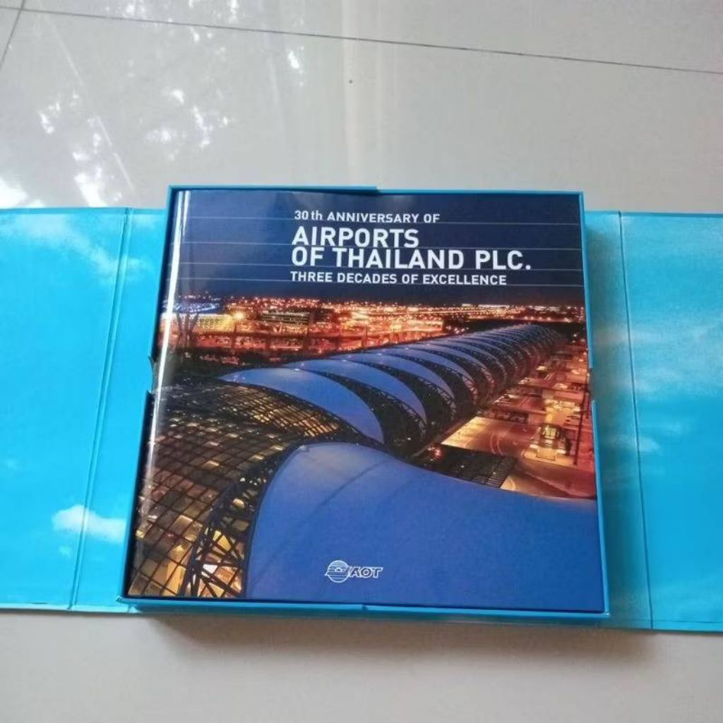 หนังสือ 30 th Anniversary of Airports of Thailand PLC.(ปกแข็งในกล่อง)