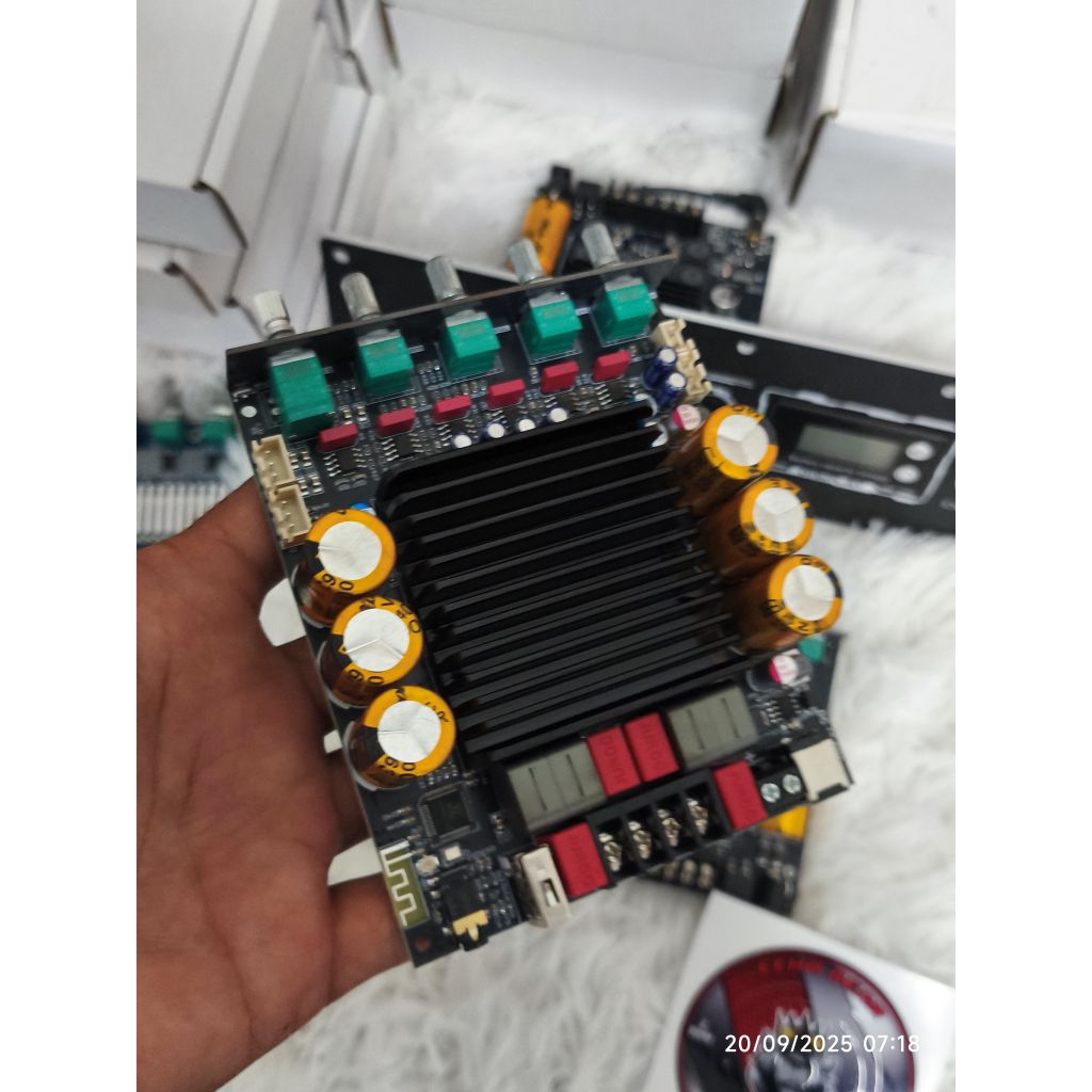 ZK sub 600 แอมป์จิ๋ว บลูทูธ