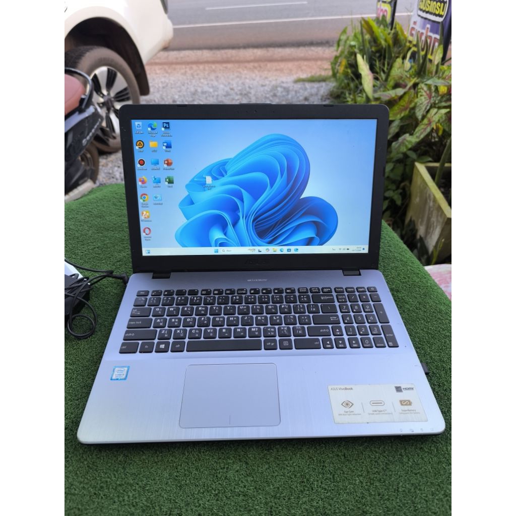 Notebook Asus *เข้าใหม่ i5-8250U แรม8 จอ 15.6 ใช้งานได้ดีลื่นๆสุดๆ