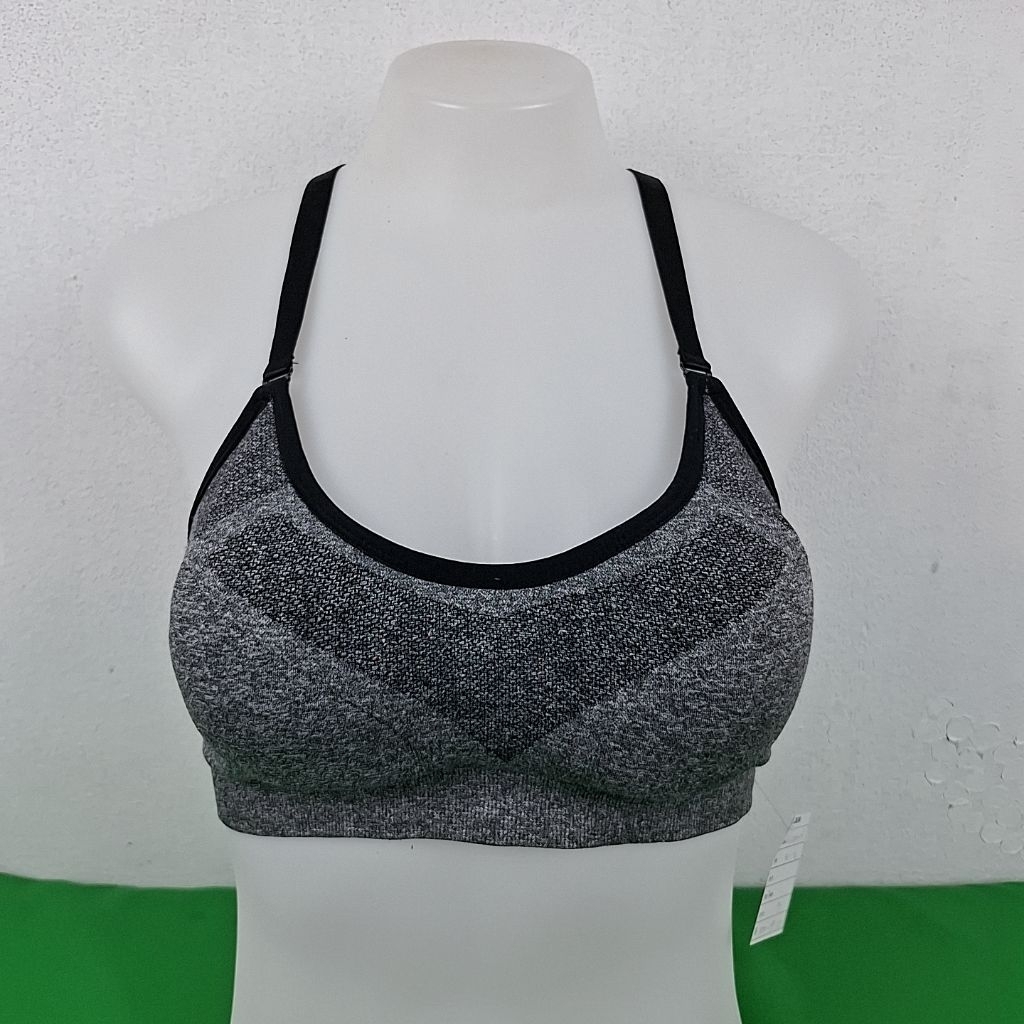 1J830 เสื้อสปอร์ตบรา ผู้หญิง เสื้อออกกำลังกาย เสื้อแฟชั่น มือสอง หุ่นไซส์ M รายละเอียดอยู่ในรูปภาพนะ