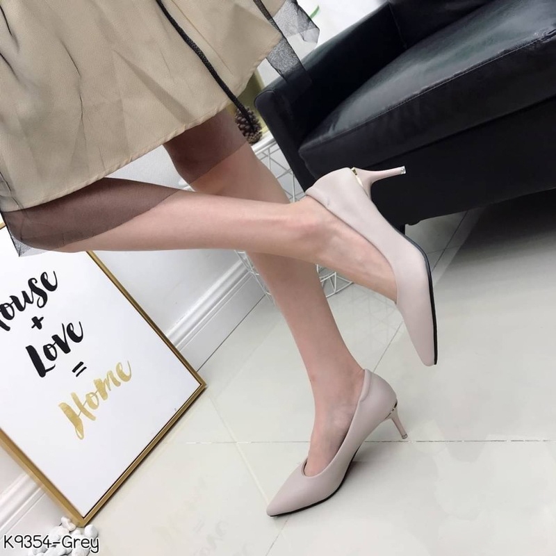 K9354 รองเท้าคัทชู เกรดพรีเมี่ยม ส้นเย็บนวมกันกัด สูง 2.5 นิ้ว