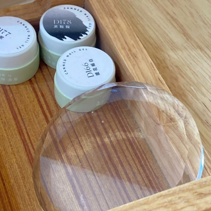 จานผสมสีเล็บ คริสตัลใส MR.NAIL