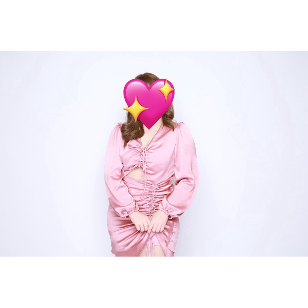 ส่งต่อชุดเดรสLalamer สีชมพูผูกข้าง งานแต่ง สาวอวบใส่ได้