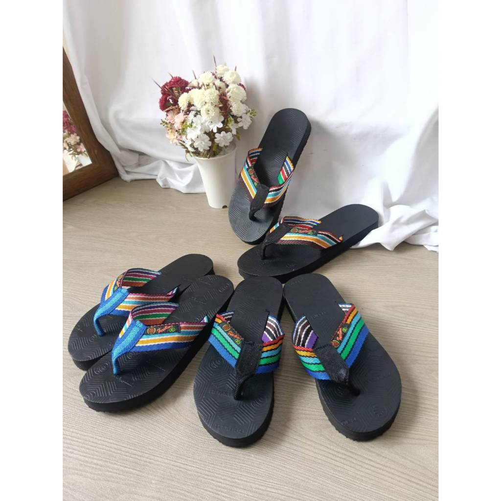 รองเท้าแตะดาวเทียมสายผ้า หูคีบ พื้นดำสายสี ของแท้ (ส่งแบบไม่เลือกสีที่สาย) เบอร์