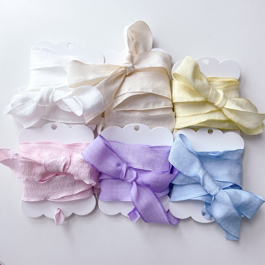♡  พร้อมส่ง | (5 หลา) Ribbon โบว์ ริบบิ้น ผ้าพลิ้ว ขอบหยัก ขนาด 25 mm / 2.5 cm