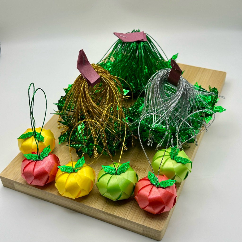 ใบเชอรี่ ใบชมพู่ ร้อยดิ้น ตกแต่งโปรยทาน 50,100 ชิ้น