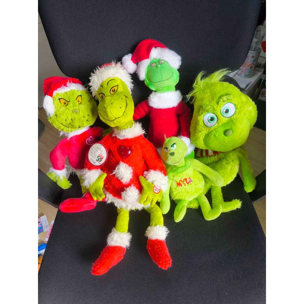 ตุ๊กตา Grinch Merry Christmas น่ารักมาก สนใจตัวไหนสอบถามได้
