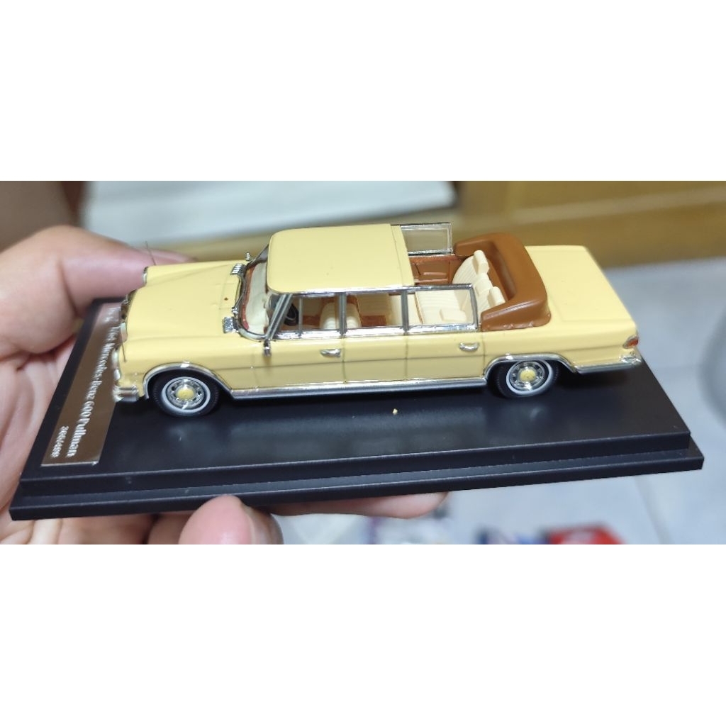DCM 1:64 Mercedes-Benz Pullman 600 1:64