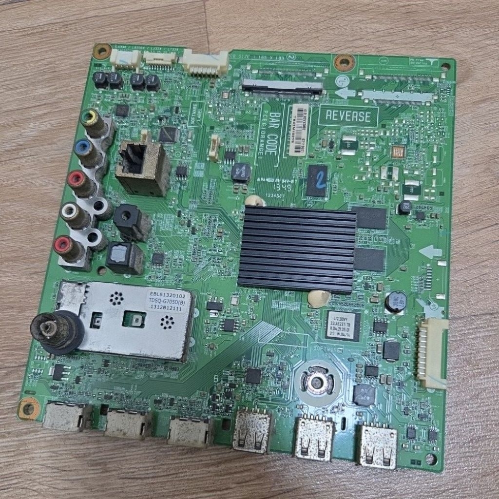 เมนบอร์ดทีวี แอลจี LG ทีวี32นิ้ว รุ่น 32LA623T