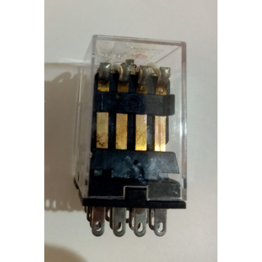 รีเลย์14ขา MY4N 220VAC