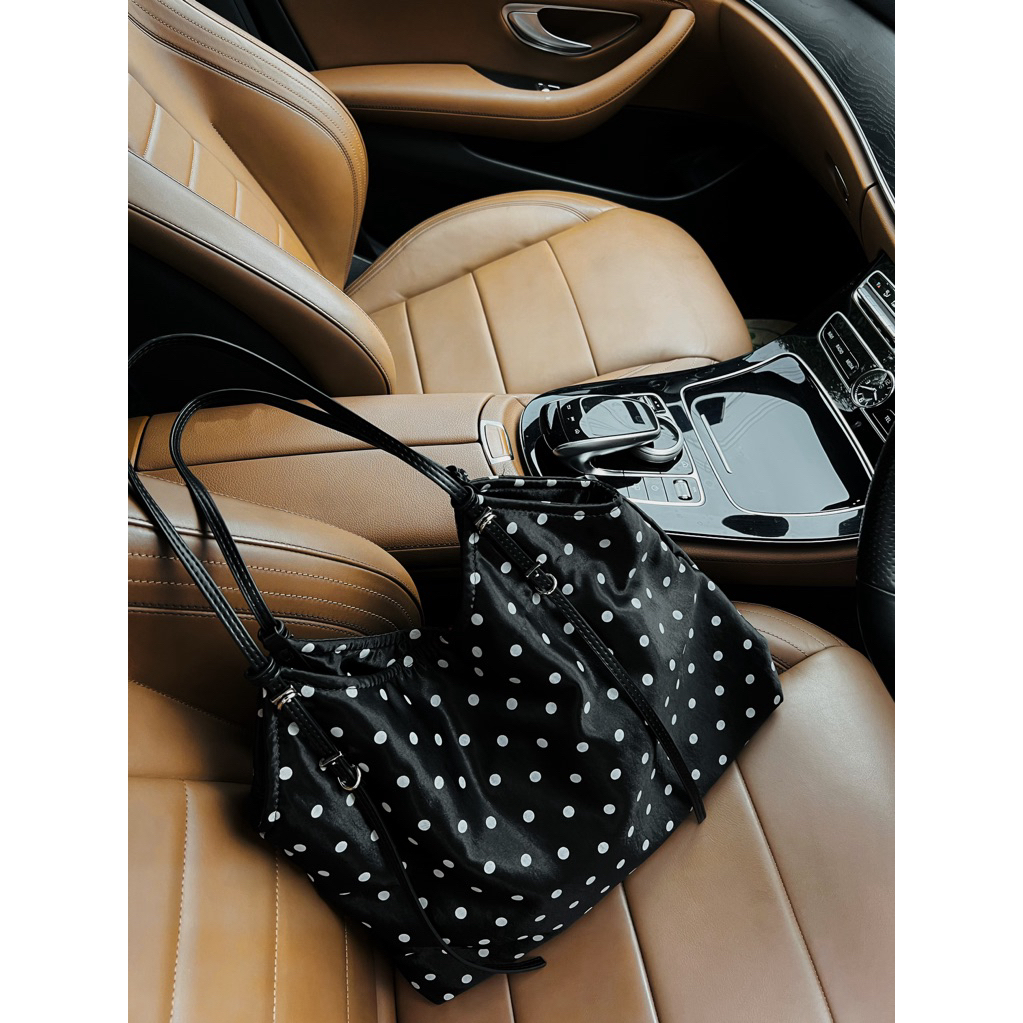 Polka dot bag  กระเป๋าผู้หญิงลายจุด