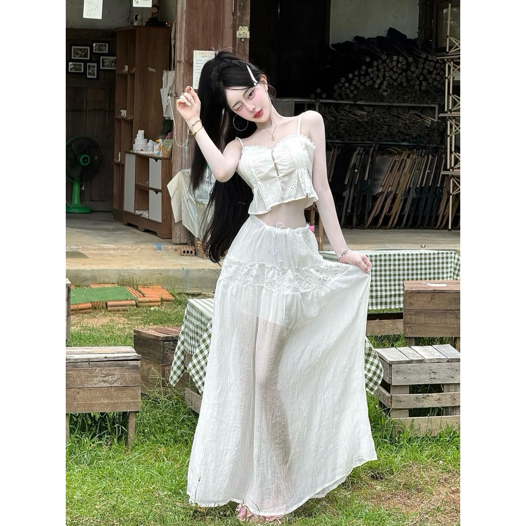 Lace set - เสื้อสายเดี่ยวลูกไม้/กระโปรงพริ้ว - NARY