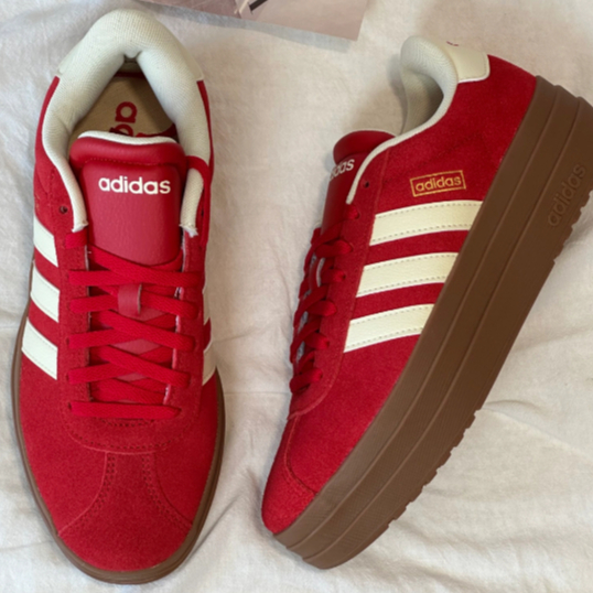 ( ของแท้ 100%)Adidas VL Court Bold Red
