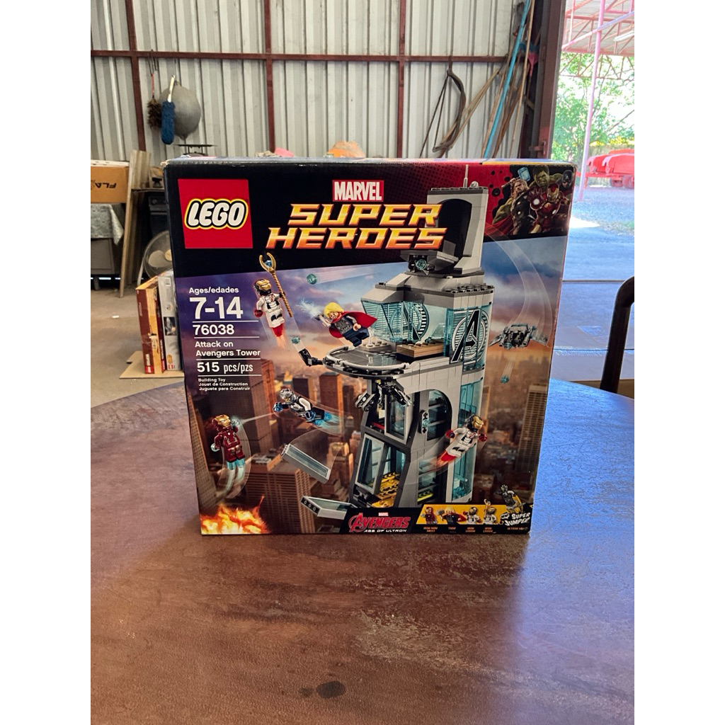 พร้อมส่ง หายาก Lego 76038 Attack on Avengers Tower (Retired Set)