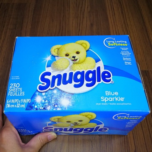 (ส่งจาก กทม.) Snuggle แผ่นหอมอบผ้านุ่ม  กลิ่น Blue Sparkle ,Snuggle Fabric Softener Dryer Sheet