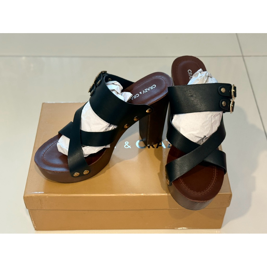 รองเท้าส้นสูง Crazy & Crazy ผู้หญิงสีดำ