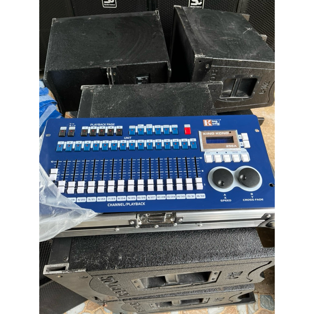 บอร์ดควบคุมไฟ kingkong kk256a พร้อมแร็ค