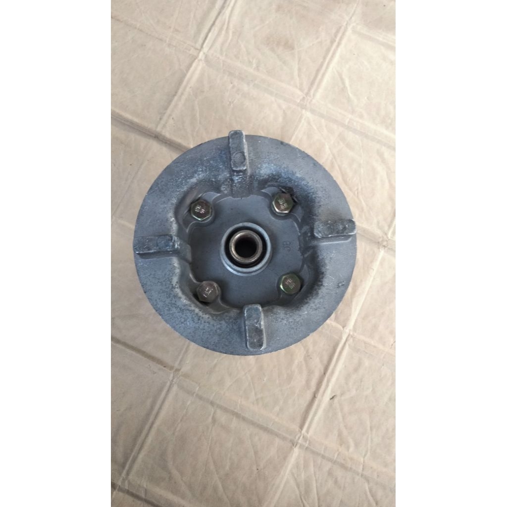 ดุมสเตอ สำหรับใส่รถจักรยานยนต์ RYUKA RK200 มือ1