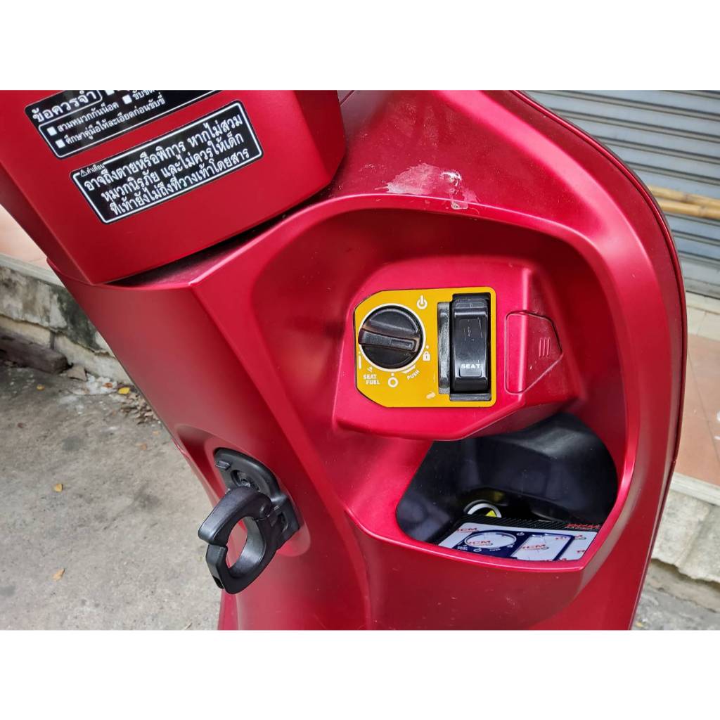 ฝาครอบสวิทย์กุญแจ CLICK 150 ปี2015-2024 SCOOPY I ปี 2021-2024เพิ่มความสวยงามและช่วยป้องกันรอยขีดข่วนจากการใช้งานประจำวัน - รูปที่ 6