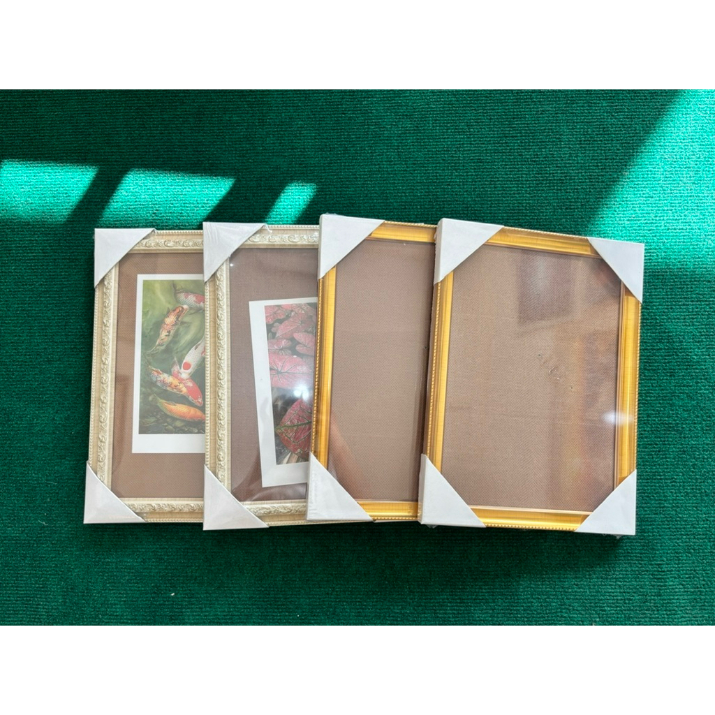 กรอบรูป A4 ใส่รูปภาพหรือเกียรติบัตร ใส่เอกสารรับรองบริษัท ตั้งหรือแขวนได้