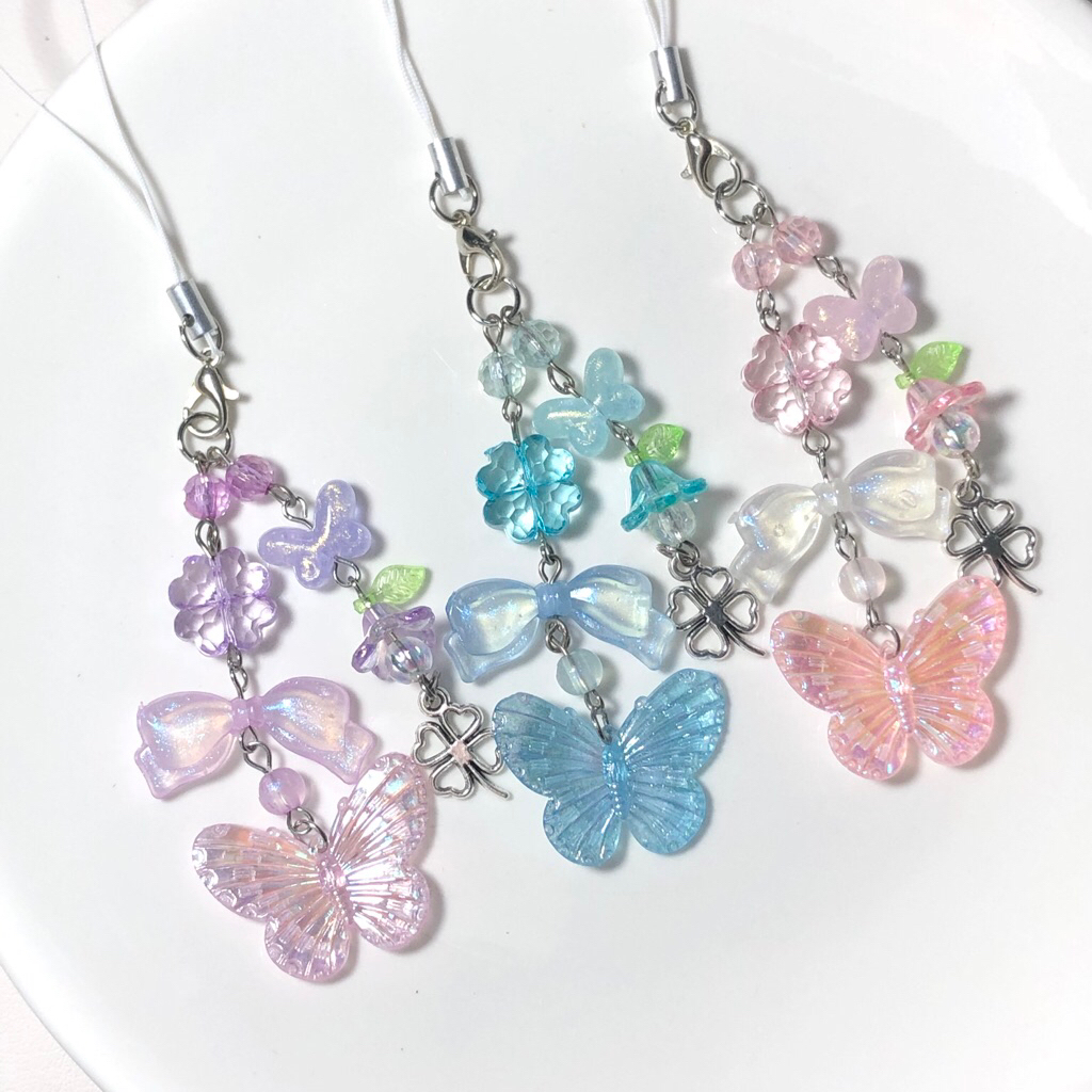 Phone charm / Key ring ผีเสื้อใบโคลเวอร์ พร้อมส่งจากไทย