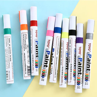TOYO Paint ปากกาเขียนยาง มี 11 สี กันน้ำ ปากกาอเนกประสงค์ เขียนเหล็ก กระเบื้อง กระจก พลาสติก แก้ว ไม้ แต้มสีรถ