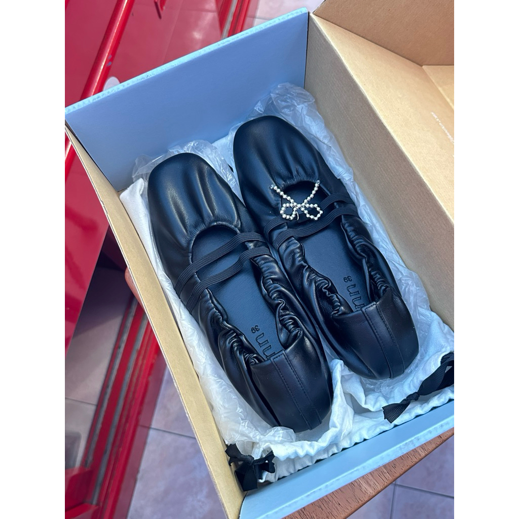 used [แนะนำ +2 ไซส์] Flynn - Ballet Flats Room Service Collection Vol.2 คัชชูนุ่มฟู สีดำ size 39