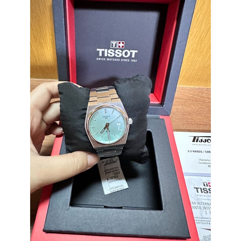 นาฬิกา Tissot PRX 35mm หน้าปัดสีเขียว ของแท้ Swiss Quartz พร้อมกล่องและใบรับประกัน