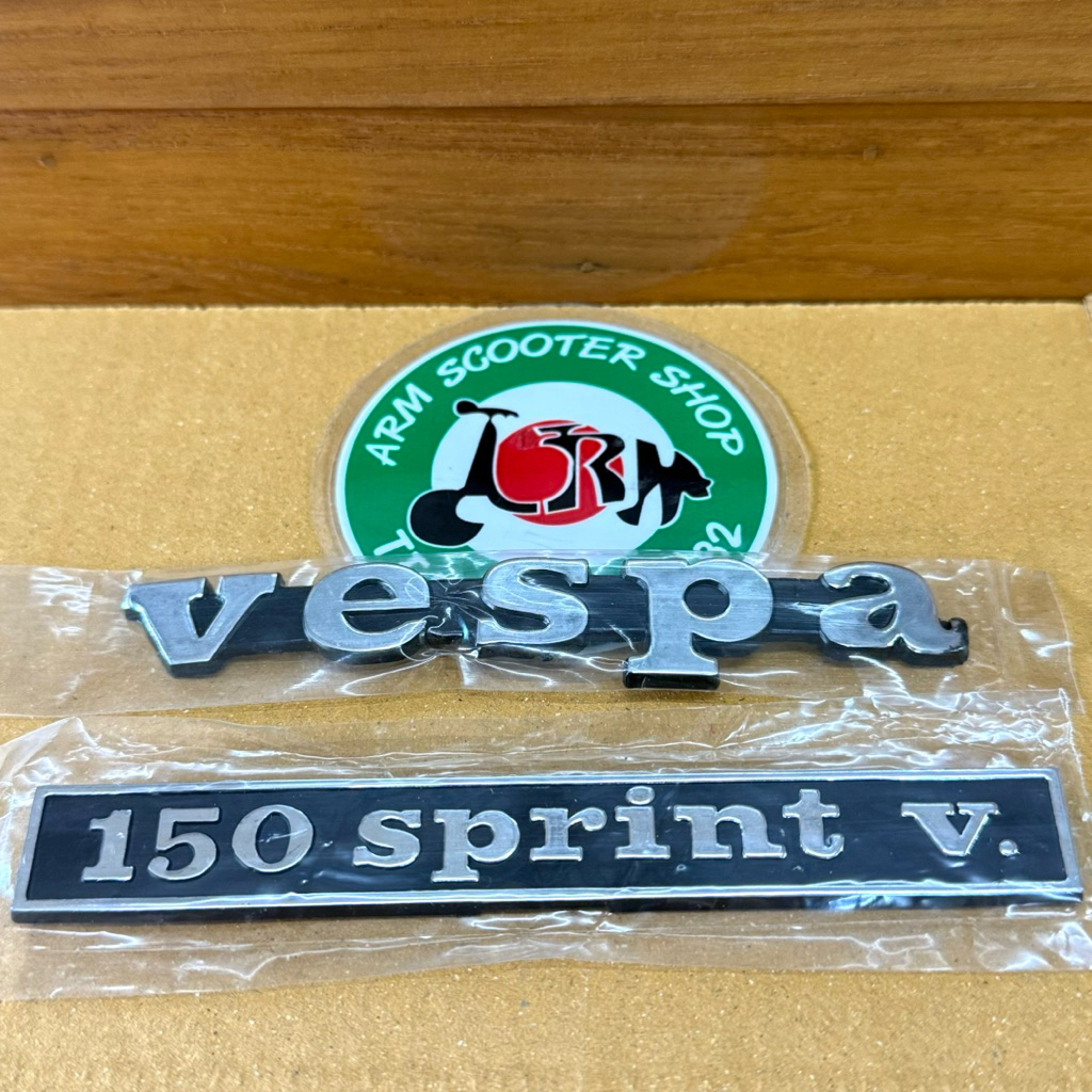 โลโก้เวสป้า ติดหน้ารถ-ติดหลังรถ Vespa