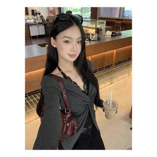 STR พร้อมส่ง🍒🍯 เสื้อแขนยาว เสื้อคล้องคอแต่งลูกไม้ ดีไซน์จับจีบคอวี เสื้อครอปทรงเข้ารูป สไตล์สาวฮอตเซ็กซี่แฟชั่นผู้หญิง
