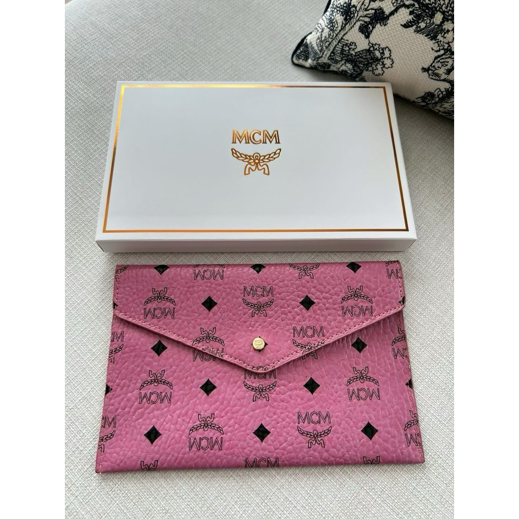 MCM Perfume Clutch Bag  ของแท้ส่งตรงจากshop Korea