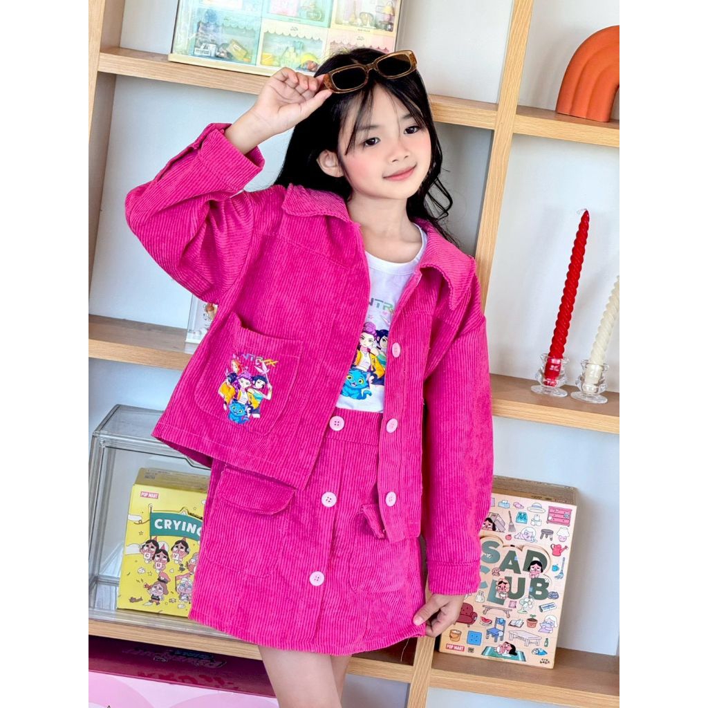 ชุดเซ็ตเด็กหญิง3ชิ้น เสื้อขาวแขนกุด+เสื้อคลุมแขนยาว+กระโปรงสั้นผ้าลูกฟูก Soda Pop