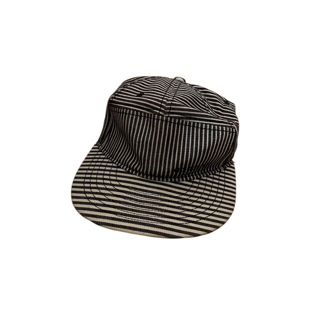 หมวกแก๊ป/adidas neo.