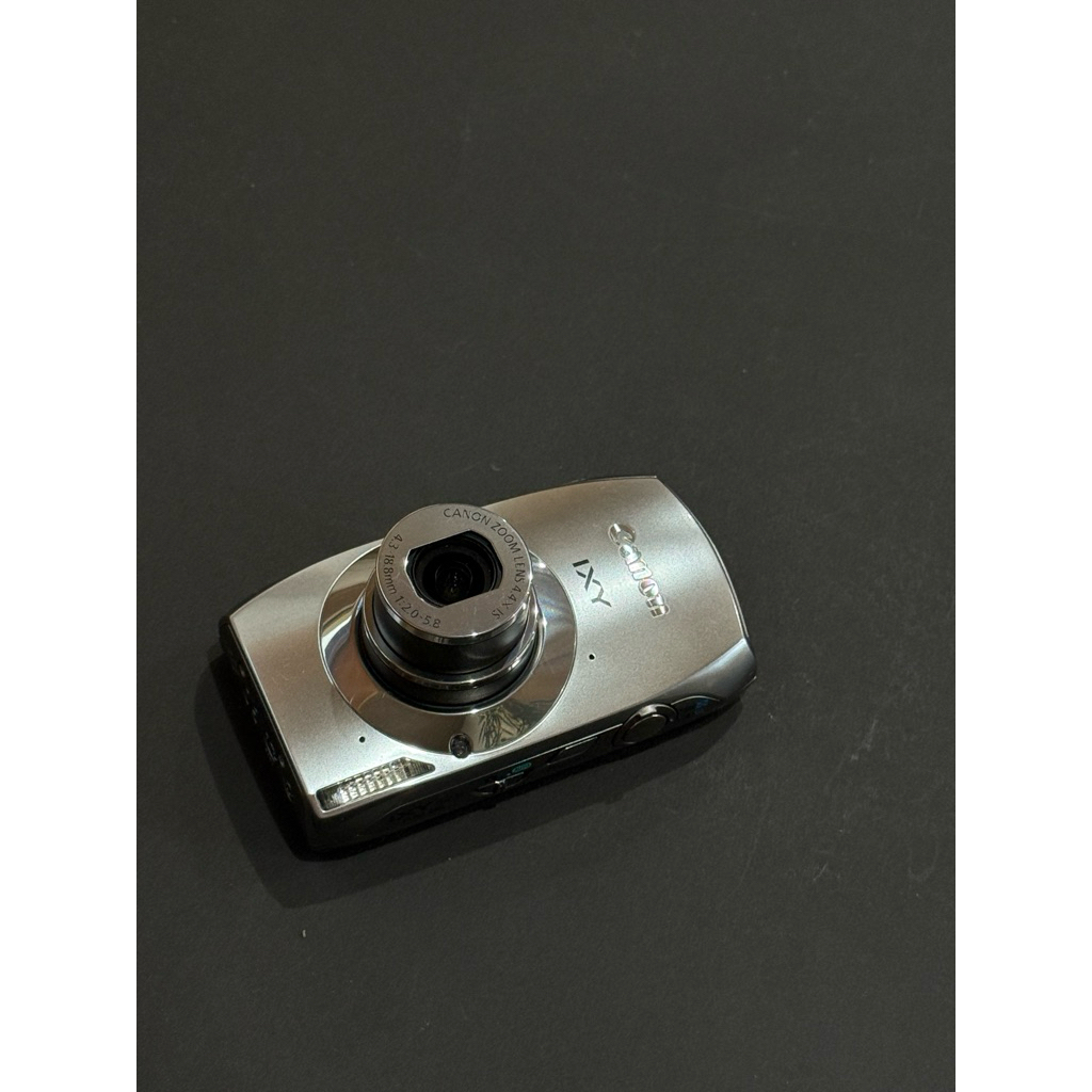 Canon Ixy 32S silver